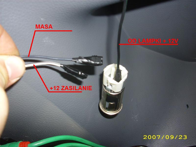 [SX4] Montujemy gniazdo zapalniczki w bagażniku. Suzuki